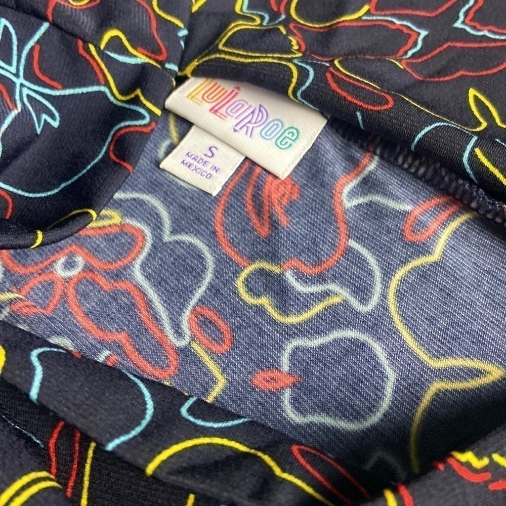 LulaRoe Lola Skirt - Picture 8 of 8